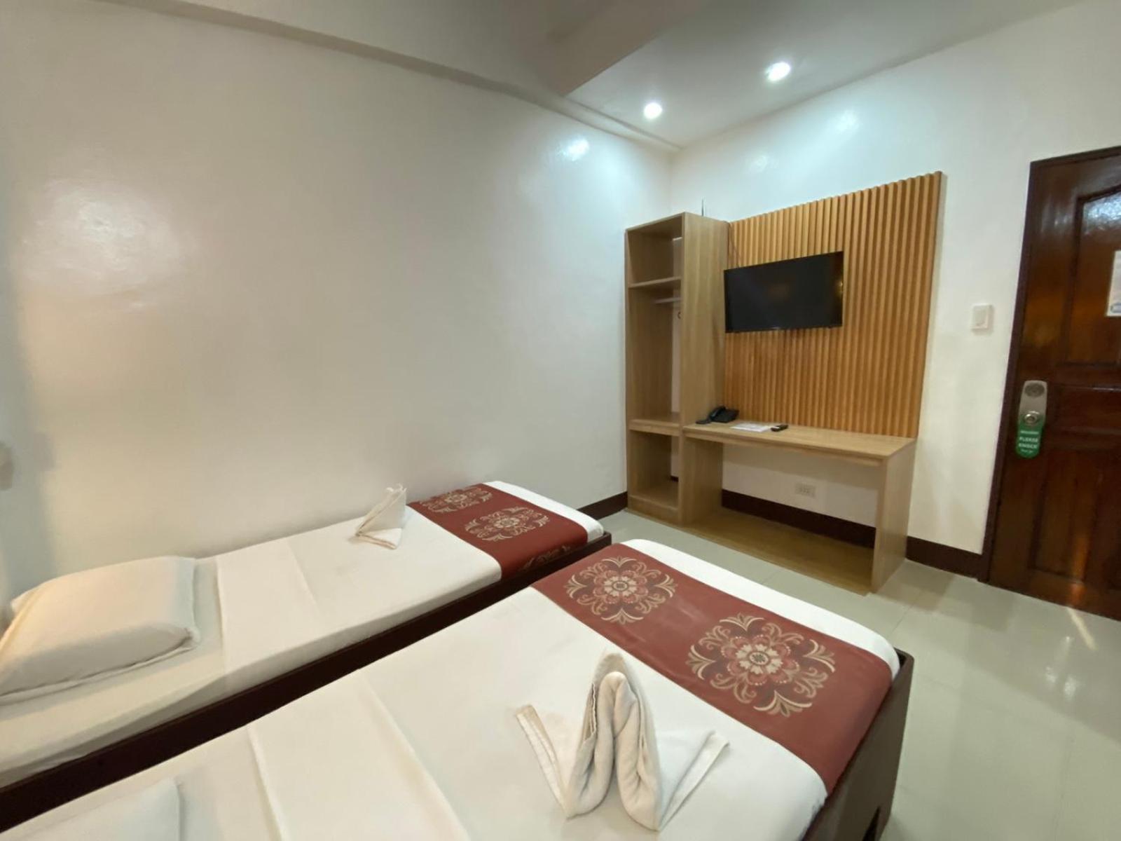 Stone House Quezon City San Juan  Екстериор снимка