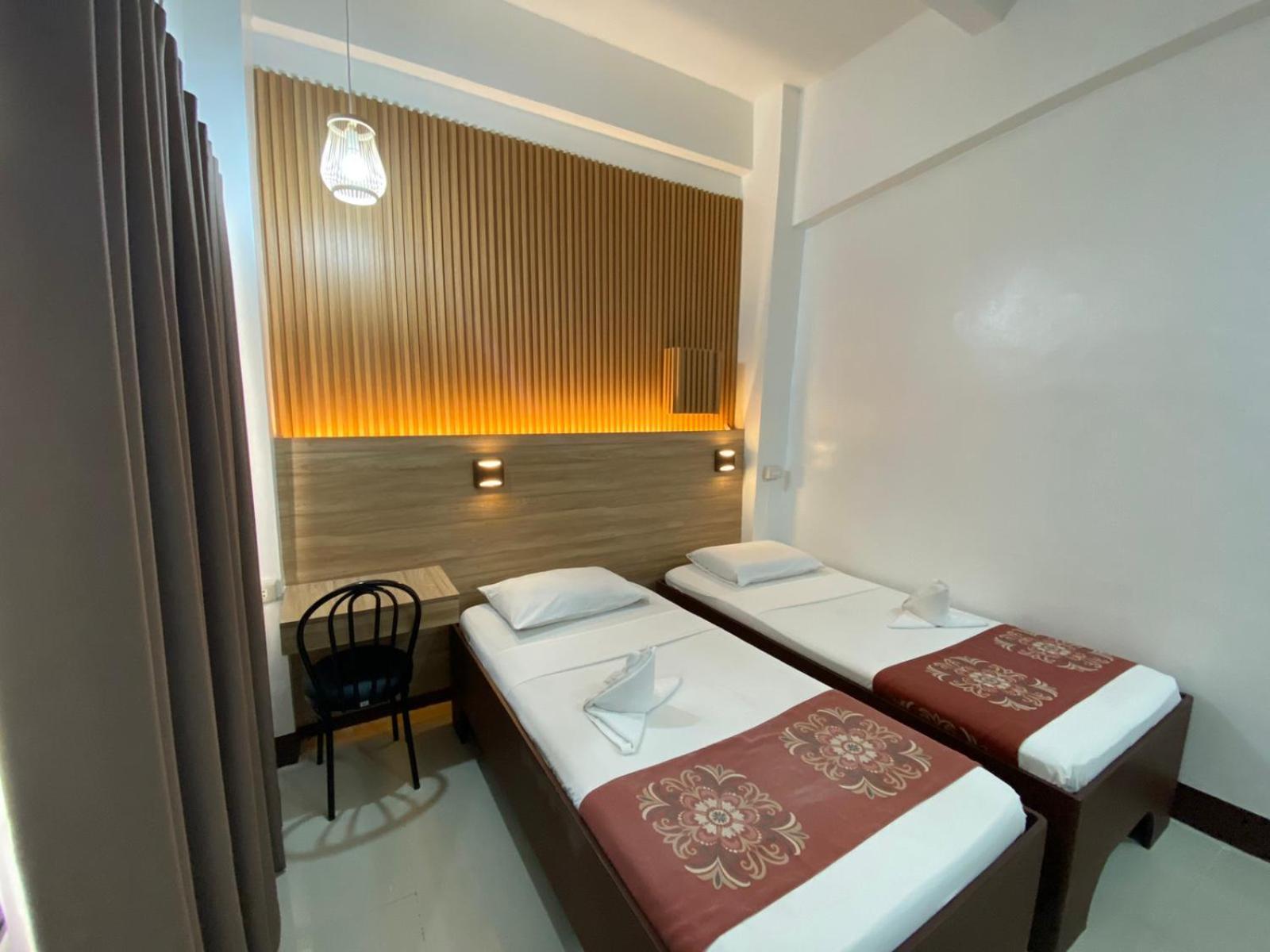 Stone House Quezon City San Juan  Екстериор снимка