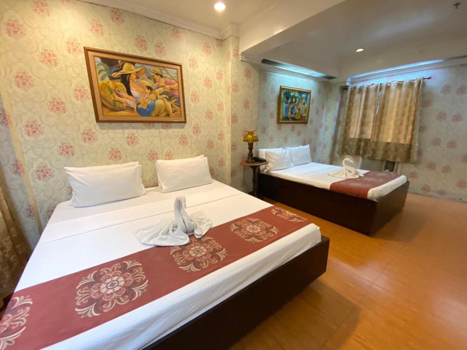 Stone House Quezon City San Juan  Екстериор снимка