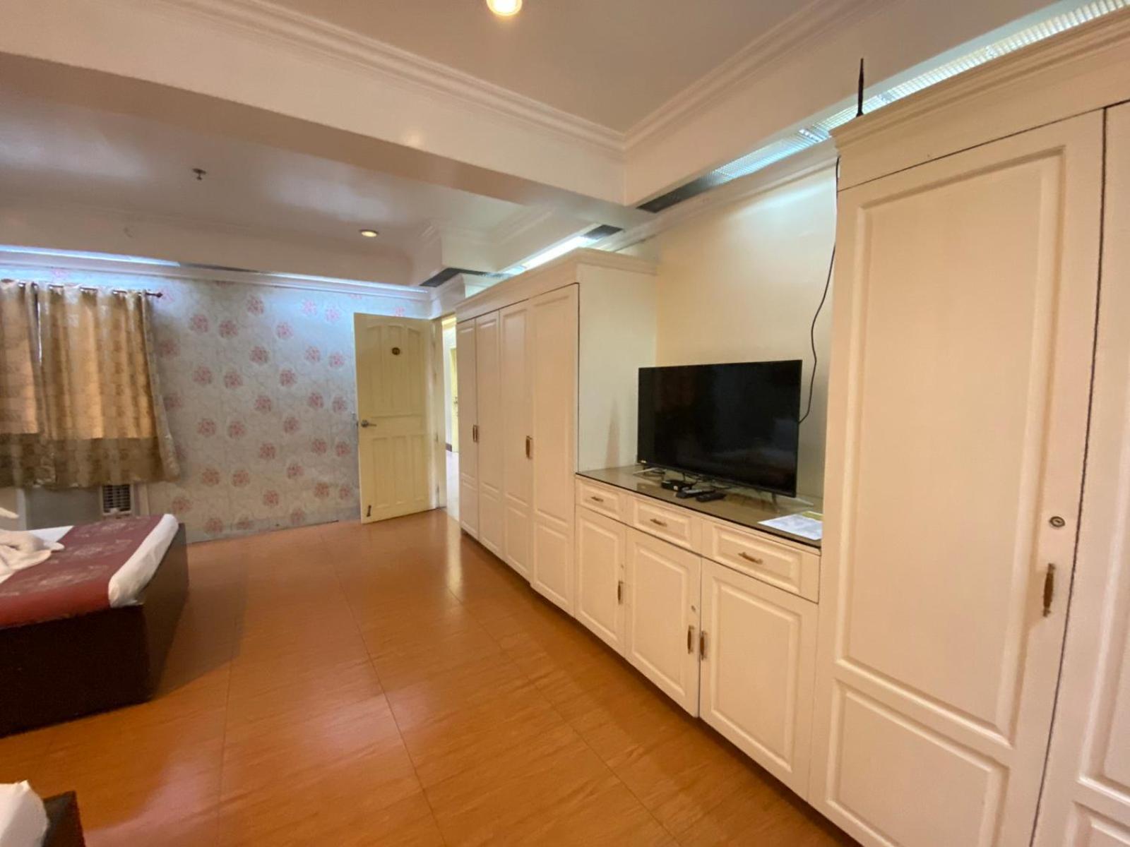 Stone House Quezon City San Juan  Екстериор снимка