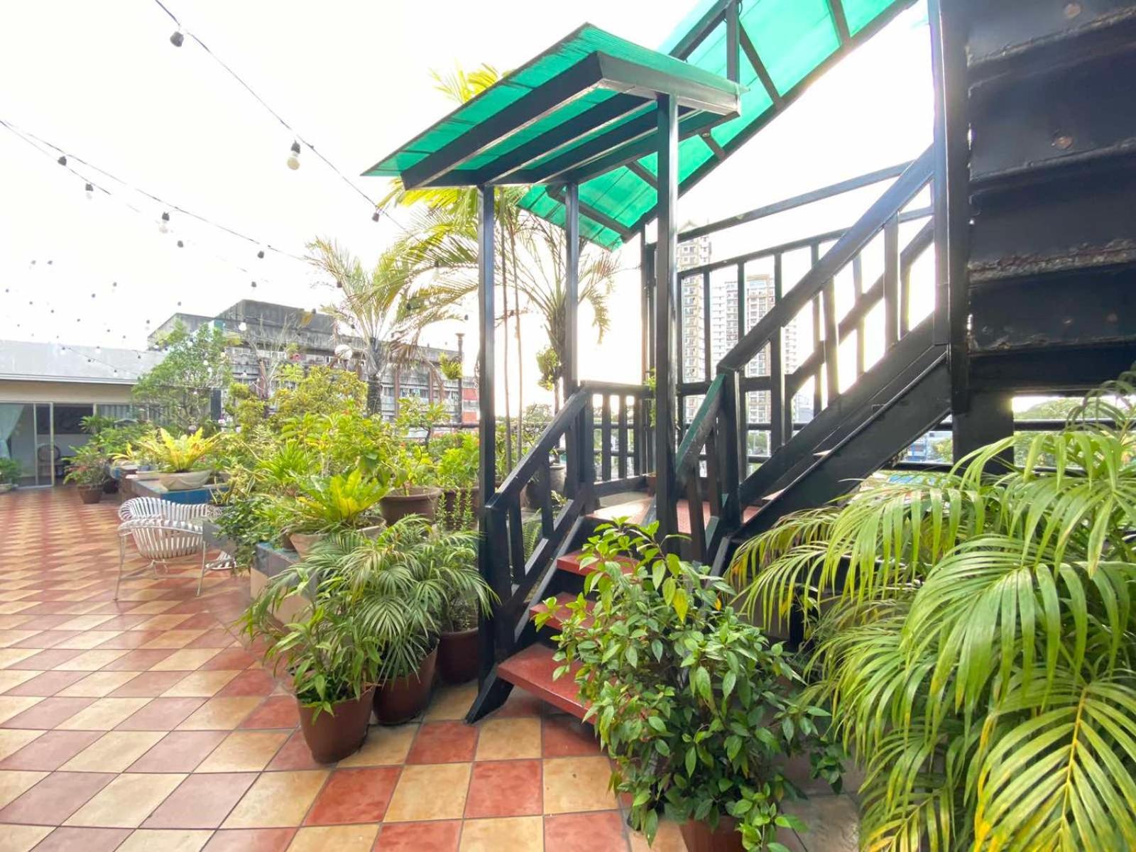 Stone House Quezon City San Juan  Екстериор снимка