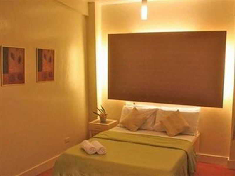 Stone House Quezon City San Juan  Екстериор снимка
