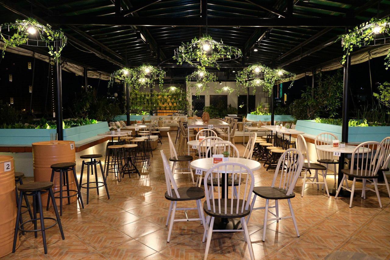 Stone House Quezon City San Juan  Екстериор снимка